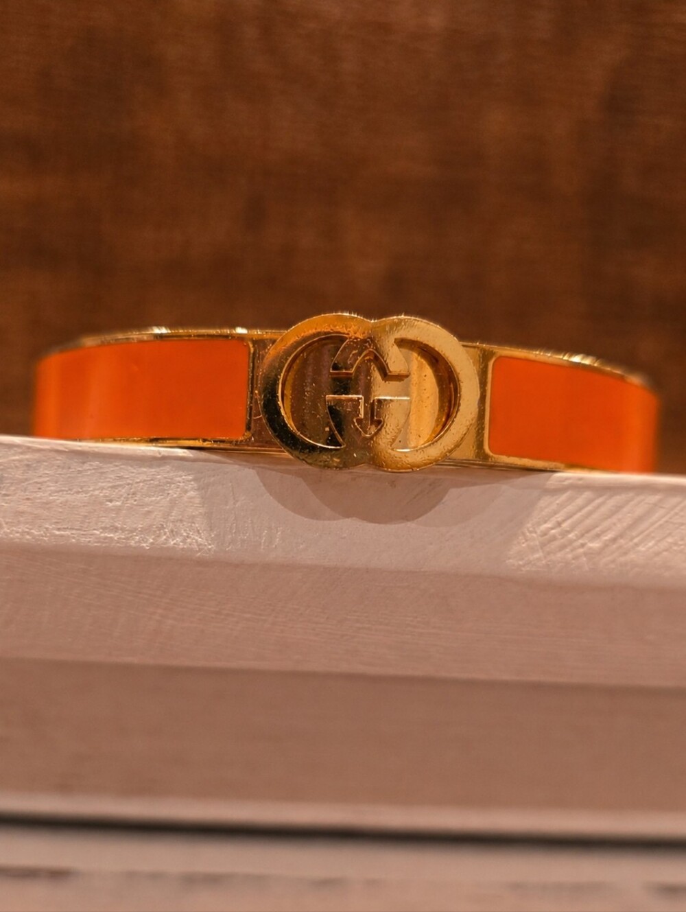 Elegant Orange And Gold Tone Bracelet With GG Logo - Picture 4 of 5